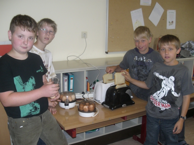 2010-breakfast_1
